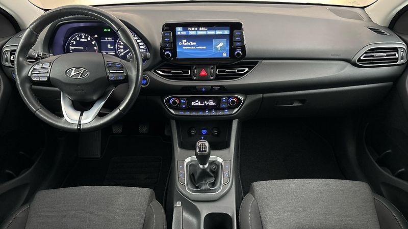 Hyundai i30 1.0 T-GDI Smart Kombi - fotka 8 z 28