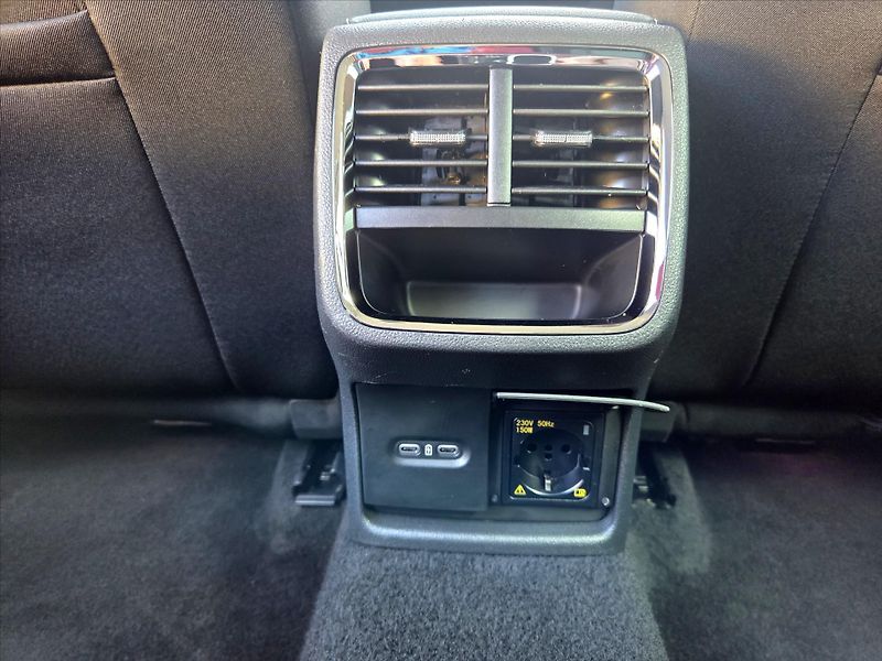 Škoda Octavia 1,5 eTSi 110kW DSG Style Plus - fotka 10 z 25