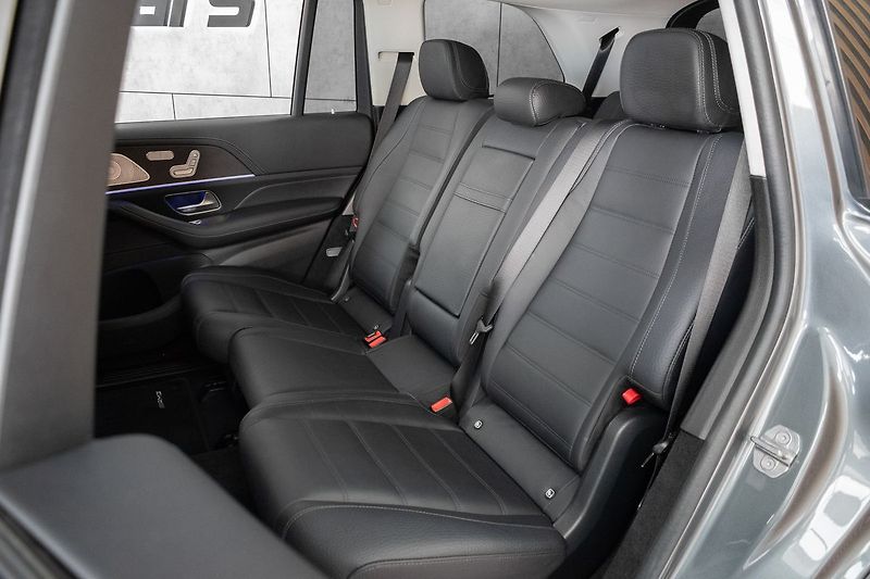 Mercedes-Benz GLS 400d 4M*AMG*AIR*TAŽNÉ*ČR 1.MAJ - fotka 15 z 52