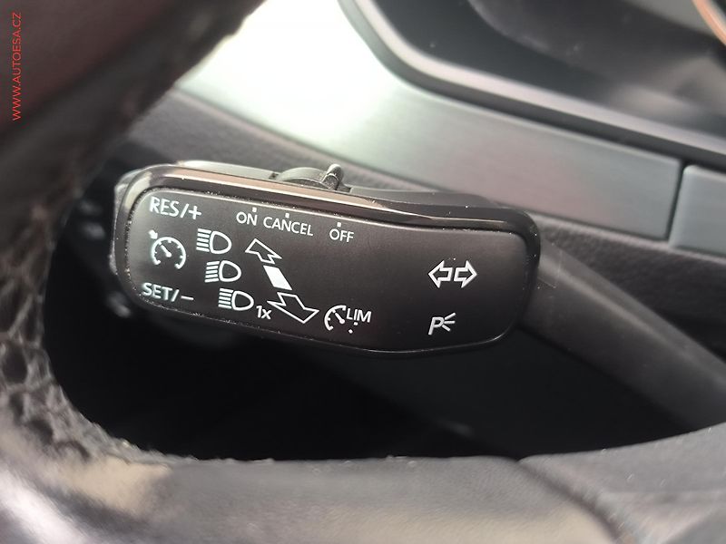 Škoda Superb (2017) 2.0 TDi, ČR, Ambition, DSG - fotka 19 z 24