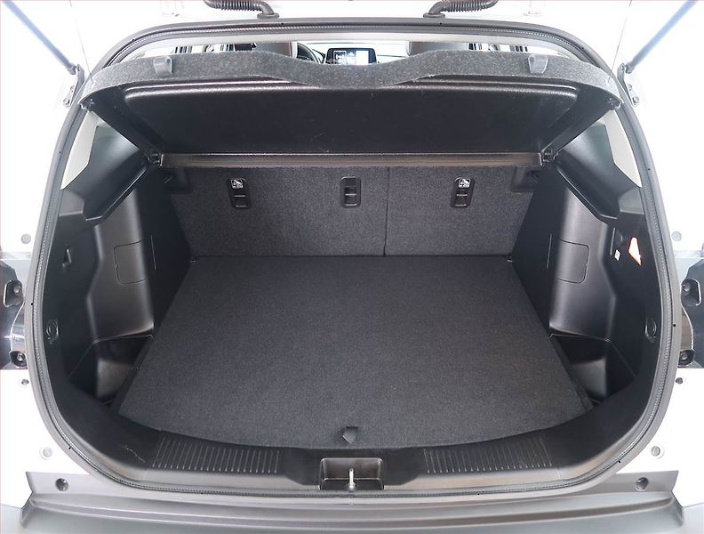 Suzuki SX4 S-Cross (2024) 1.4 BoosterJet - fotka 13 z 21