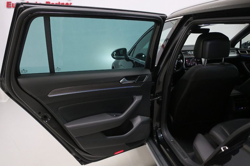 Volkswagen Passat Variant (2017) 2.0 TDI 176kW 4M. DSG Alltrack - fotka 41 z 50
