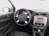 Ford Focus (2008) 1.8 16V, nová STK, Tažné - náhled 7