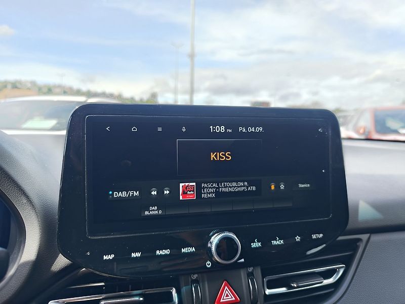 Hyundai i30 1.5 T-GDI/103kW N-Line DCT - fotka 19 z 34
