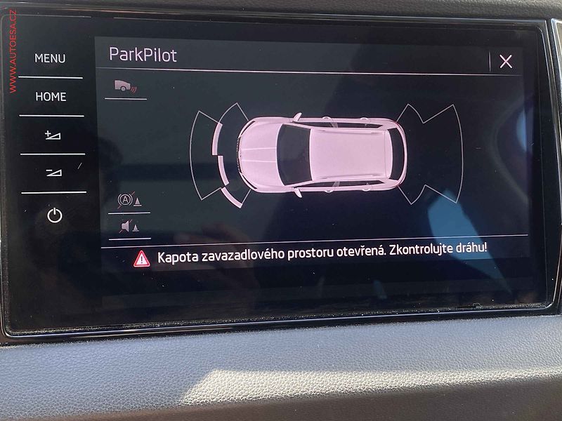 Škoda Karoq (2017) 1.5 TSi, Style, DSG, LED - fotka 17 z 18