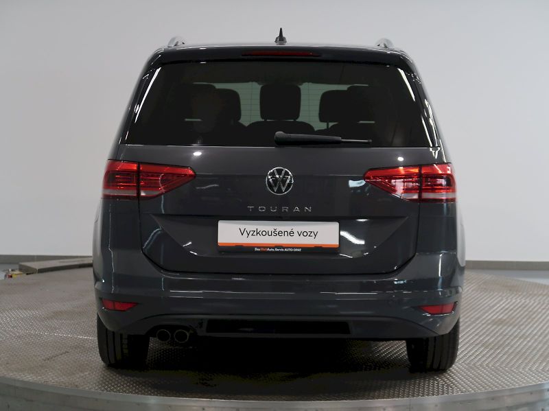 Volkswagen Touran (2023) HIGHLINE 2.0TDI DSG - fotka 9 z 37