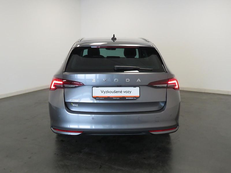Škoda Octavia - fotka 6 z 25