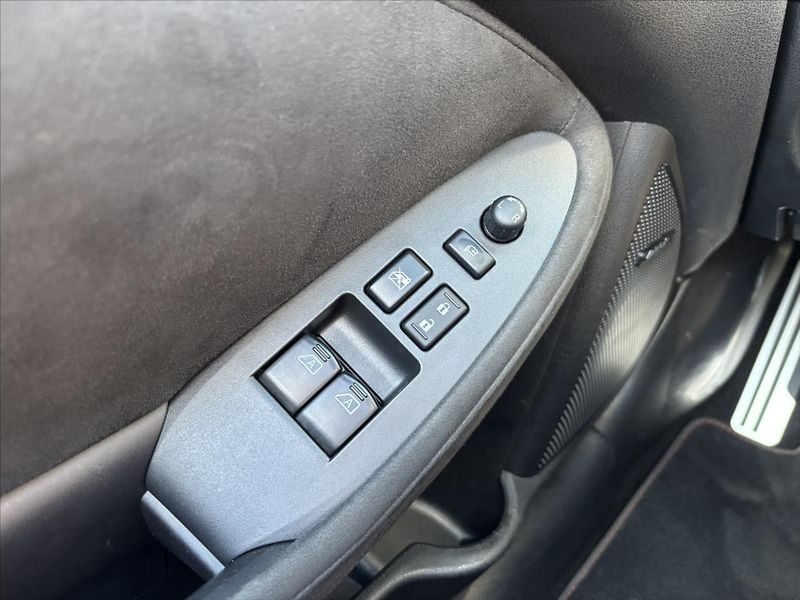 Nissan 370 Z 3,7 i Premium 1.ČR TOP STAV - fotka 34 z 49