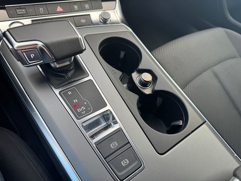 Audi A6 2,0TDI 150kW Tažné, Matrix - fotka 9 z 23