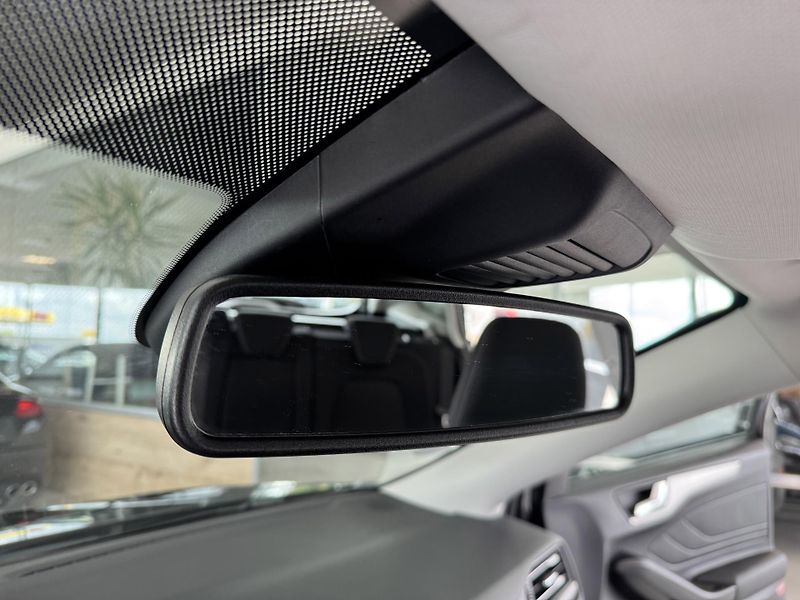 Ford Focus 1,5EB*88kW*AUT*Titanium*Kamera - fotka 17 z 31