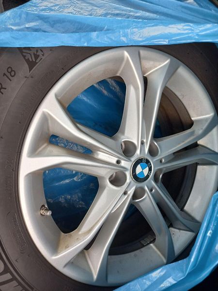 BMW X3 xDrive 30d M-Sport  210 kW - fotka 25 z 25