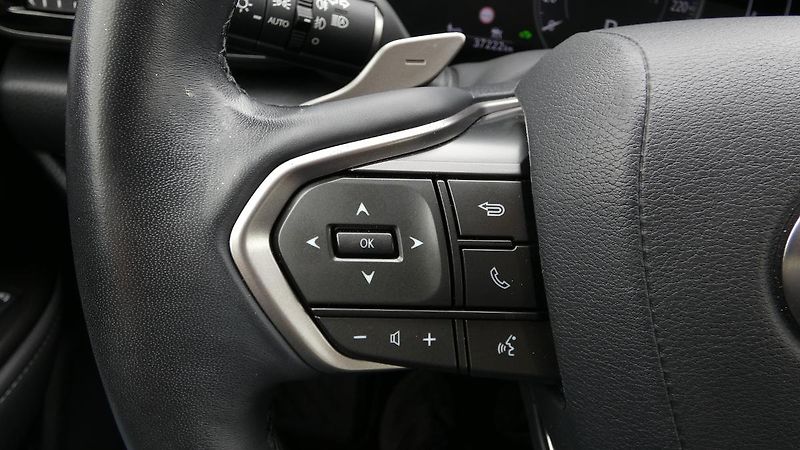 Lexus NX 350h 2.5 E-CVT Comfort Top - fotka 11 z 23