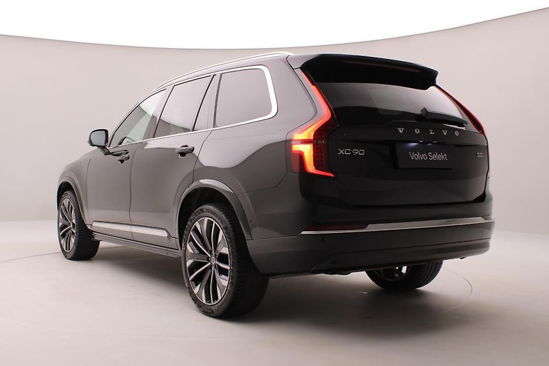 Volvo XC90 B5 AWD BRIGHT PLUS AUT CZ 7m - fotka 11 z 58
