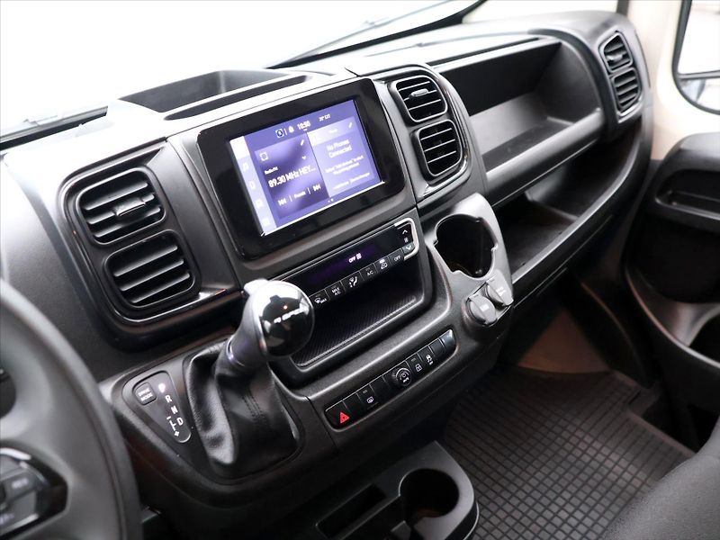 Fiat Ducato 2,2 MTJ 35 L4H3 MAXI automat - fotka 24 z 38