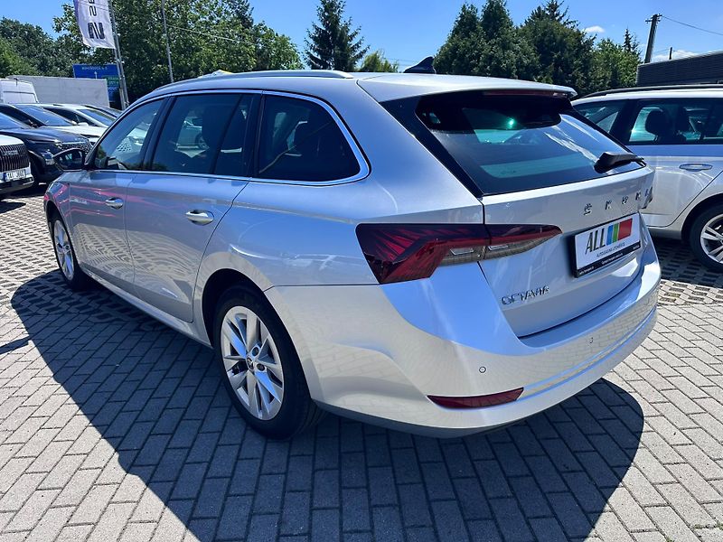 Škoda Octavia 2.0 TDI 110kW DSG Style - fotka 5 z 16