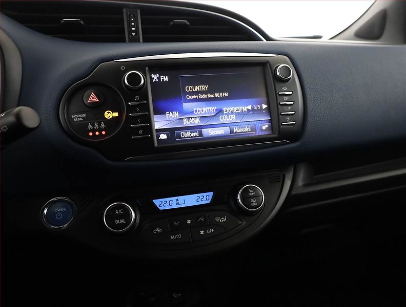 Toyota Yaris (2018) 1.5 Hybrid, Automat - fotka 10 z 19