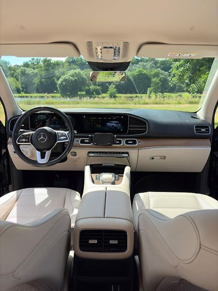 Mercedes-Benz GLE (2021) 300e - fotka 19 z 26