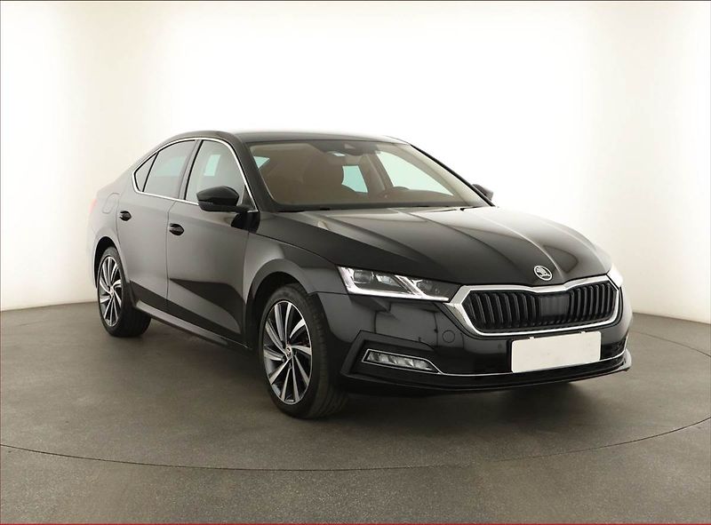 Škoda Octavia (2023) Style 2.0 TDI - fotka 1 z 17