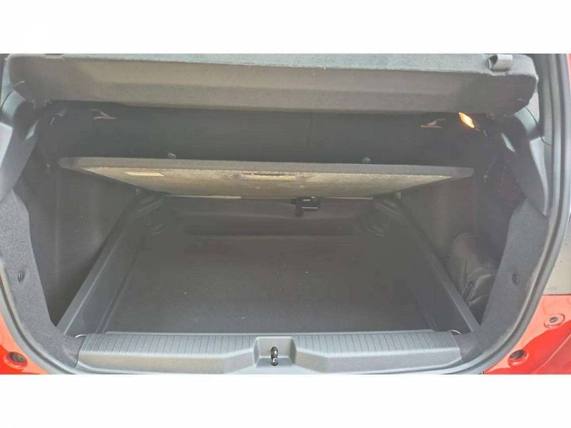 Opel Frontera (2026) Edition Hybrid 1.2 TURBO (81kW - fotka 36 z 40