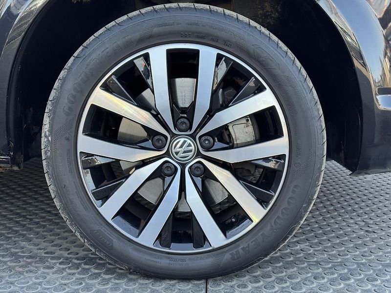 Volkswagen Multivan (2017) T6 Long 2.0TDi 4M Highline RZV - fotka 47 z 50