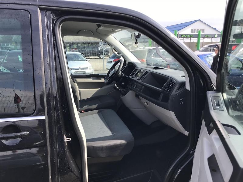 Volkswagen Transporter 2,0 - fotka 10 z 17