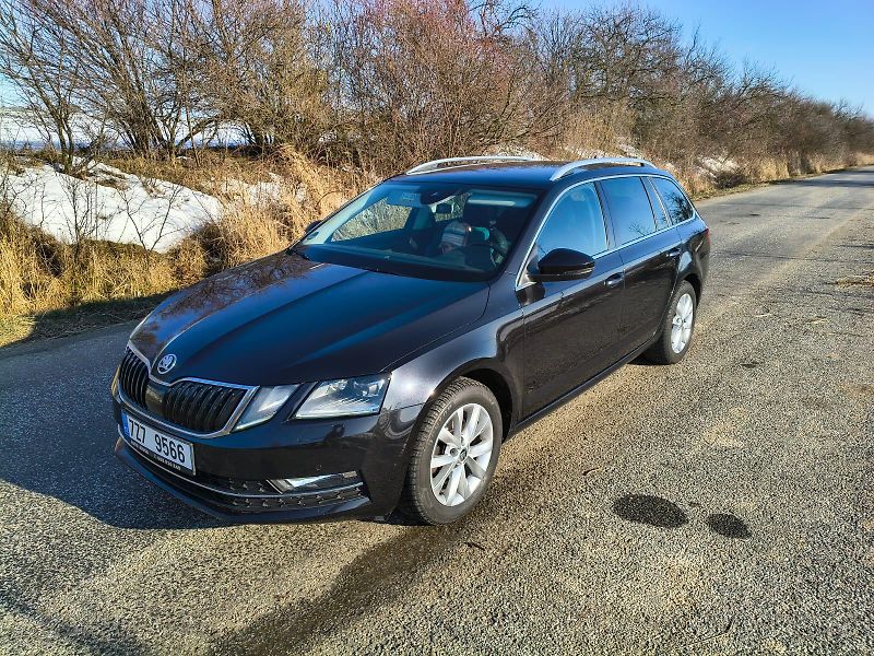 Škoda Octavia 2.0TDI/110kW ,4x4,ACC Full led - fotografie inzerátu