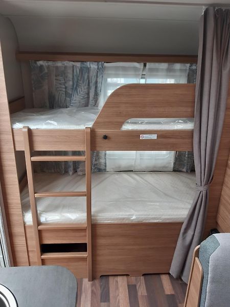 Weinsberg CaraOne (2026) 500FDK Full vyb, odber 14.7.26 - fotka 7 z 13