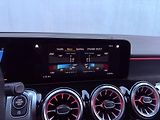Mercedes-Benz GLB 35 AMG 4Matic 8G, ČR, 1.Maj, S - náhled 25
