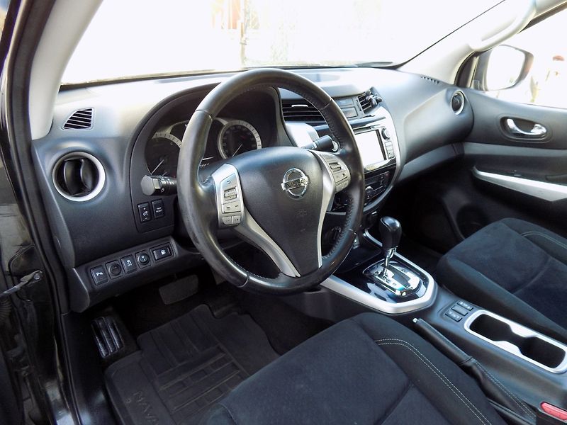 Nissan Navara (2017) 2.3DCi/4x4/Bi-xenon/NAVI/ČR/ - fotka 12 z 39