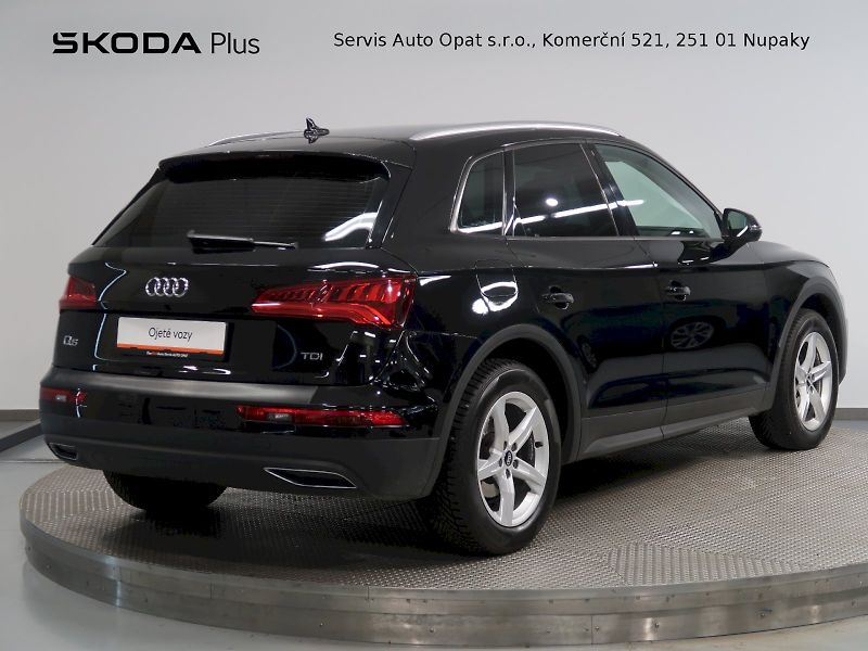 Audi Q5 (2018) 2.0TDI 100KW - fotka 2 z 32