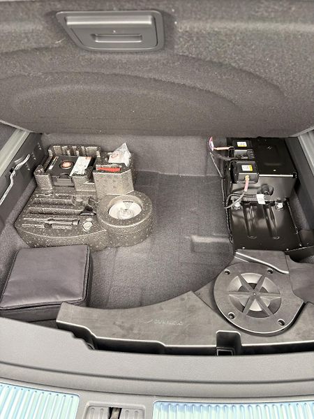 Volkswagen Touareg (2024) - fotka 12 z 44