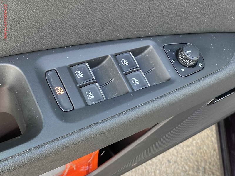 Seat Leon (2017) 1.8 TSi, Xcellence, +ALU - fotka 11 z 19