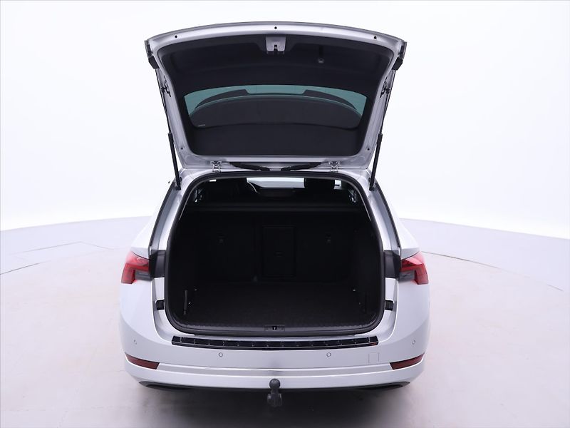Škoda Octavia 2,0 TDI 110kW DSG Style - fotka 9 z 39