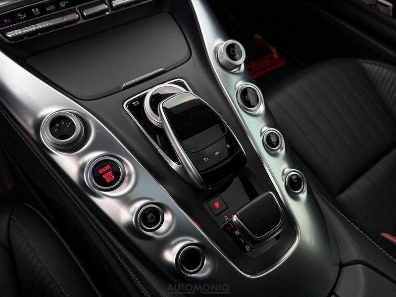 Mercedes-Benz AMG GT (2016) Coupé Panorama, TOP stav - fotka 17 z 31