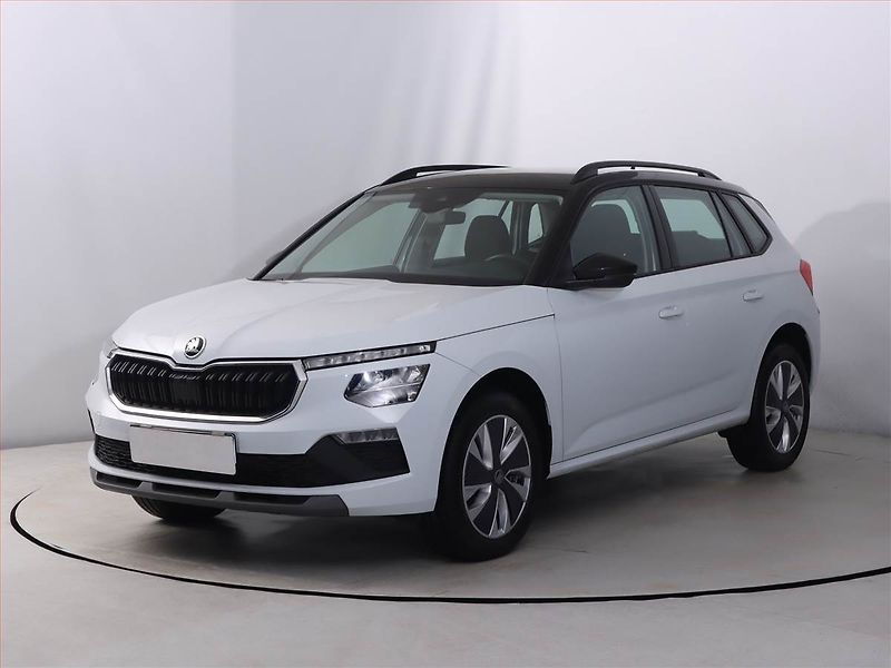 Škoda Kamiq (2025) 1.0 TSI - fotka 2 z 21