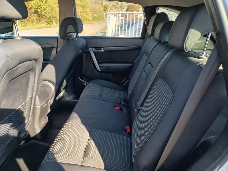 Chevrolet Captiva (2011) 2.4 100Kw  - fotka 32 z 52