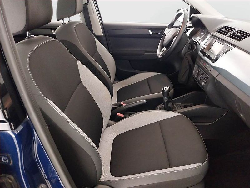 Škoda Fabia (2016) Ambition 1.2 TSI, Serv.kniha - fotka 9 z 16