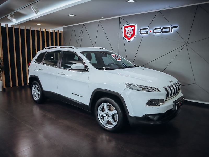 Jeep Cherokee 2.2 MJT 4WD Limited - fotka 3 z 32