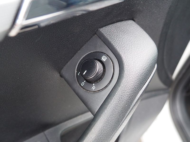 Škoda Octavia (2013) 1.6 TDI, Automat - fotka 20 z 31