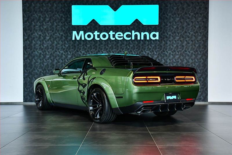 Dodge Challenger (2024) 6.4 SRT 392 - fotka 4 z 23