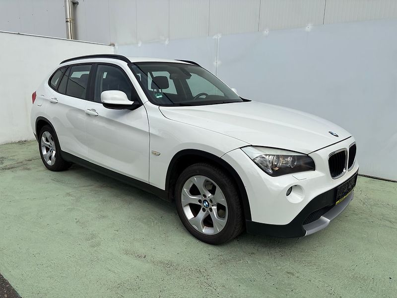 BMW X1 18i, 110kW, sDrive, Automat - fotka 1 z 21