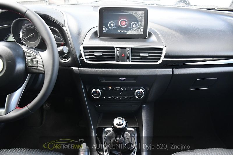 Mazda 3 2.0 SkyActiv-G120  - fotka 23 z 47