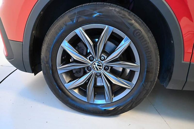 Volkswagen Tiguan Allspace (2023) 2.0 DSG LED ACC VIRTUAL LIFE T - fotka 28 z 30