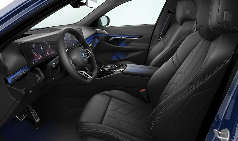 BMW Řada 5 550e xDrive M-Sport - fotka 7 z 7