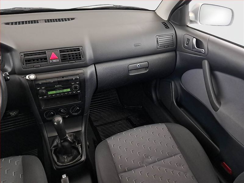 Škoda Octavia (2006) 1.9 TDI , po STK, levný provoz - fotka 8 z 14