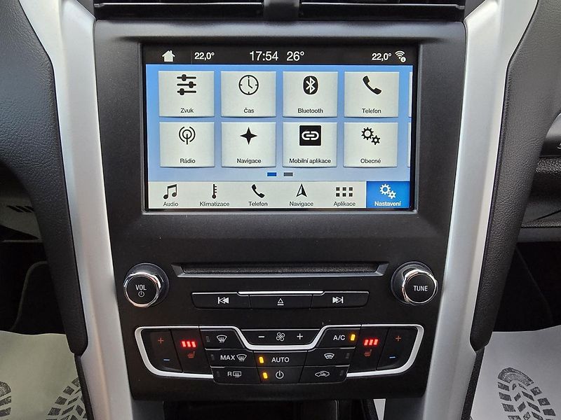 Ford Mondeo TDCi BUSINESS LED NAVI DPH - fotka 23 z 28