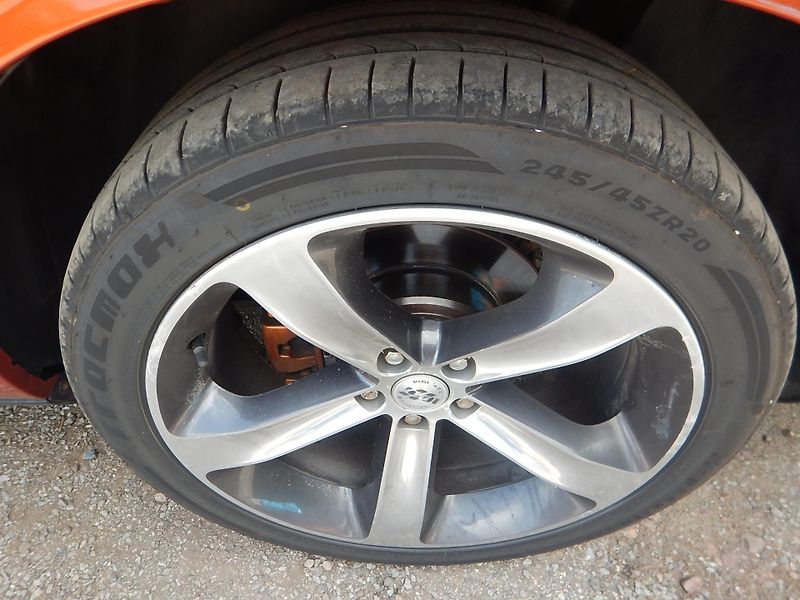 Dodge Challenger 3.6i, AUTOMAT, LPG - fotka 15 z 23