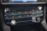 Jaguar F-Pace 3.0D 221 kW 4x4 AUTOMAT 8st. - náhled 22