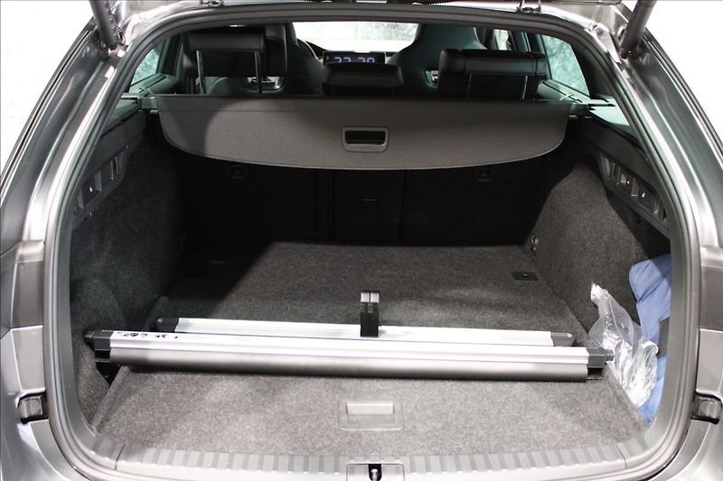 Škoda Octavia 2,0 TDI RS 147KW 4x4 zánovní - fotka 6 z 39