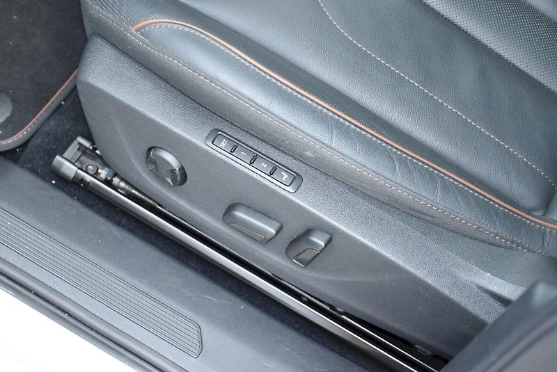 Škoda Enyaq (2022) 80 150Kw Desing paket Suite - fotka 22 z 34